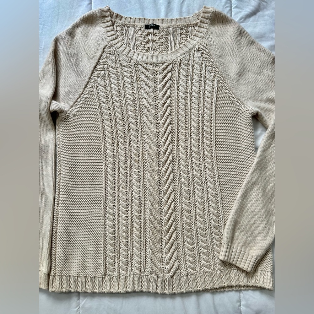 Vintage Knit Cable Sweater – Early 2000s – Round Neck – Size Xs